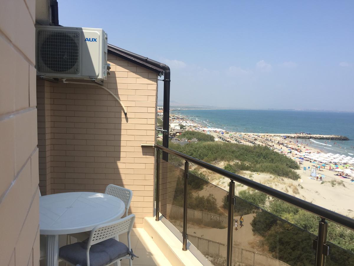 Apart Hotel Iglika Pomorie Bagian luar foto