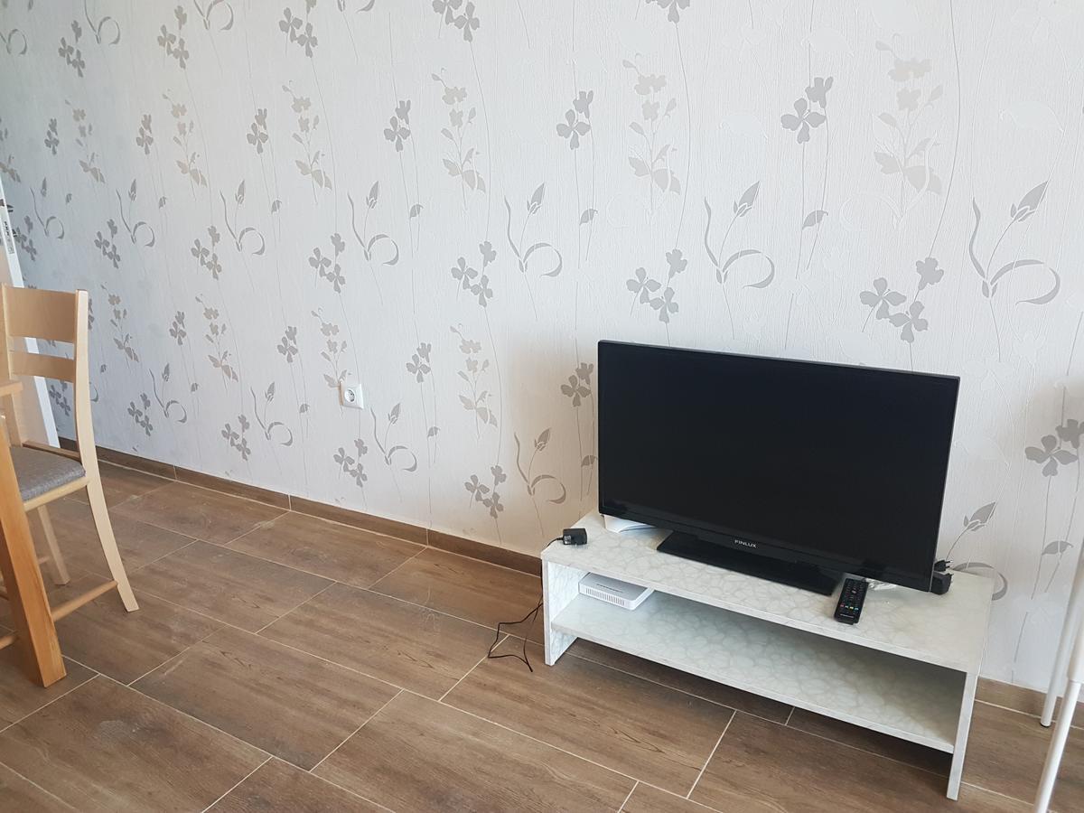 Apart Hotel Iglika Pomorie Bagian luar foto