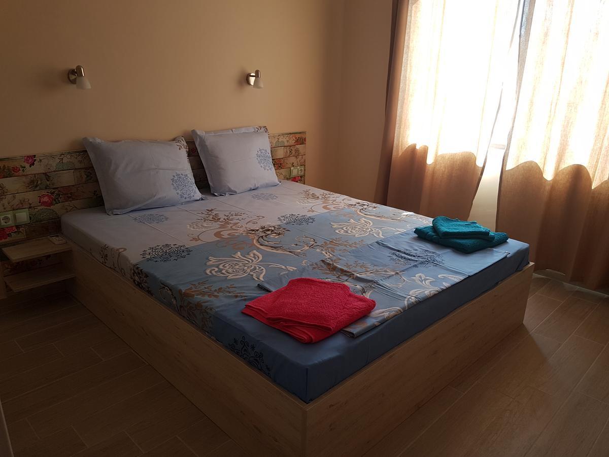 Apart Hotel Iglika Pomorie Bagian luar foto